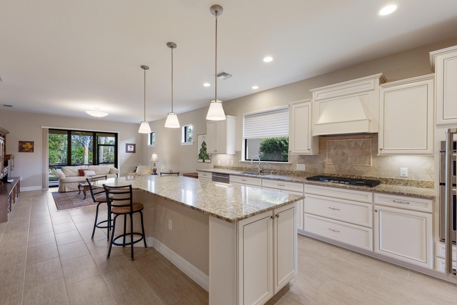 11136 SHEARWATER CT, SARASOTA, FL, 34238