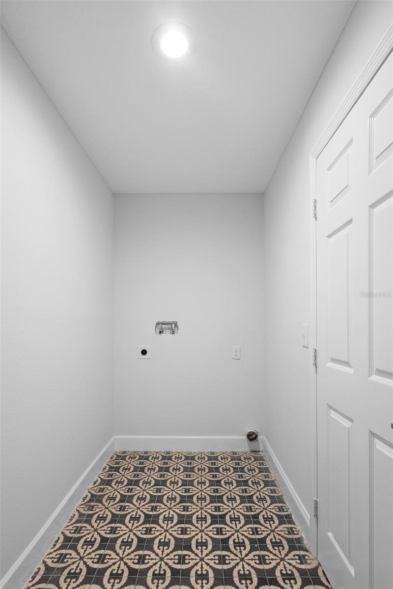 217 VALENCIA DR, ORMOND BEACH, FL, 32176