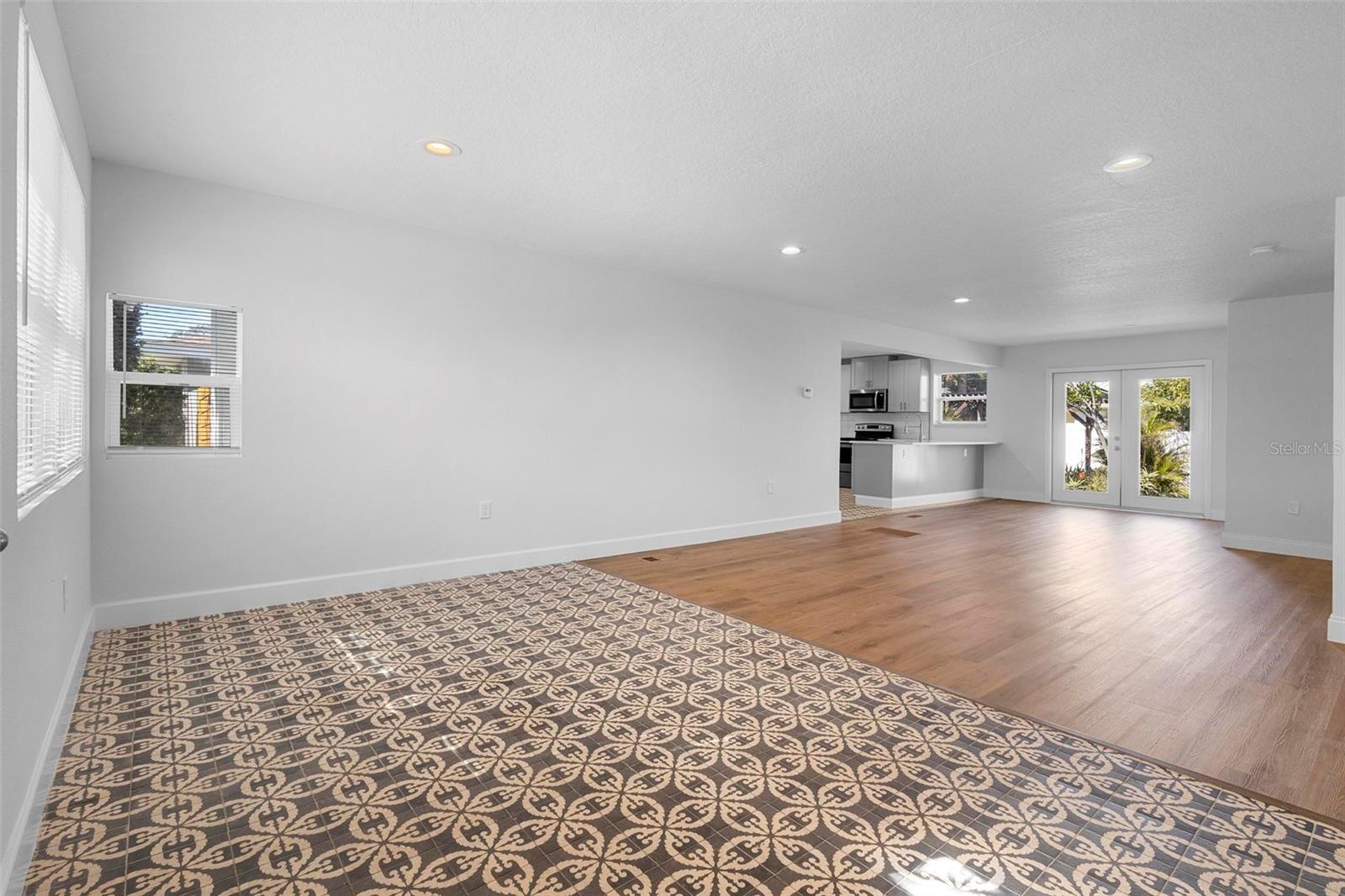 217 VALENCIA DR, ORMOND BEACH, FL, 32176