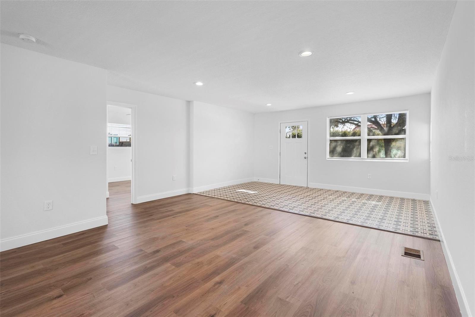 217 VALENCIA DR, ORMOND BEACH, FL, 32176