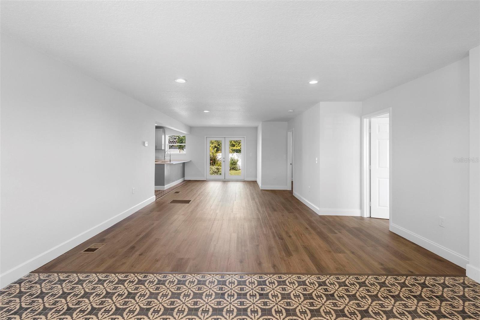 217 VALENCIA DR, ORMOND BEACH, FL, 32176