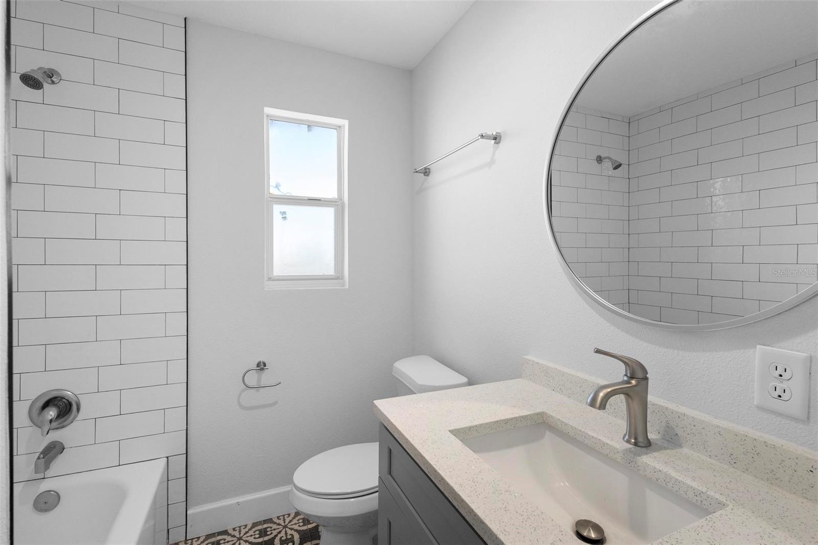 217 VALENCIA DR, ORMOND BEACH, FL, 32176