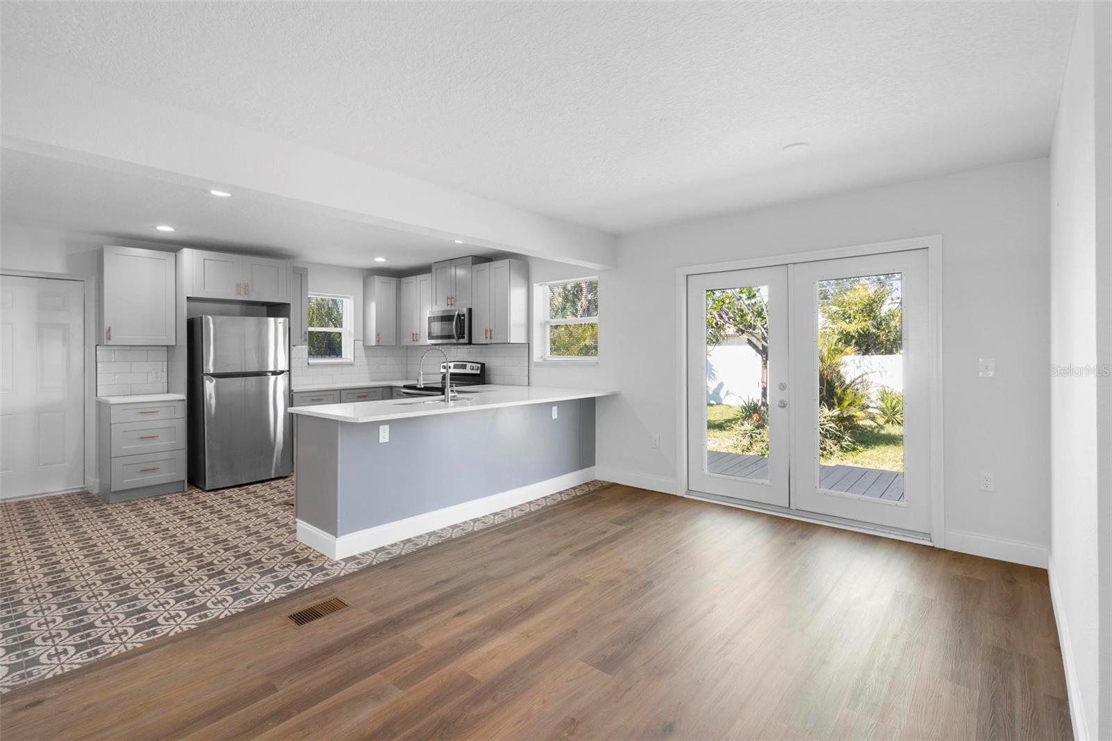 217 VALENCIA DR, ORMOND BEACH, FL, 32176