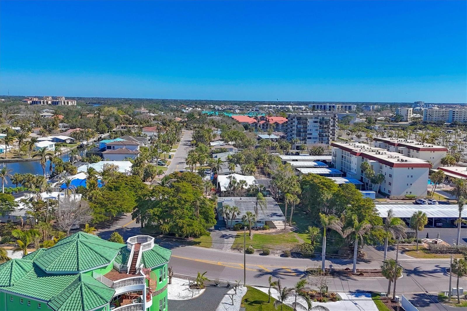 5602 CAPE LEYTE DR, SARASOTA, FL, 34242