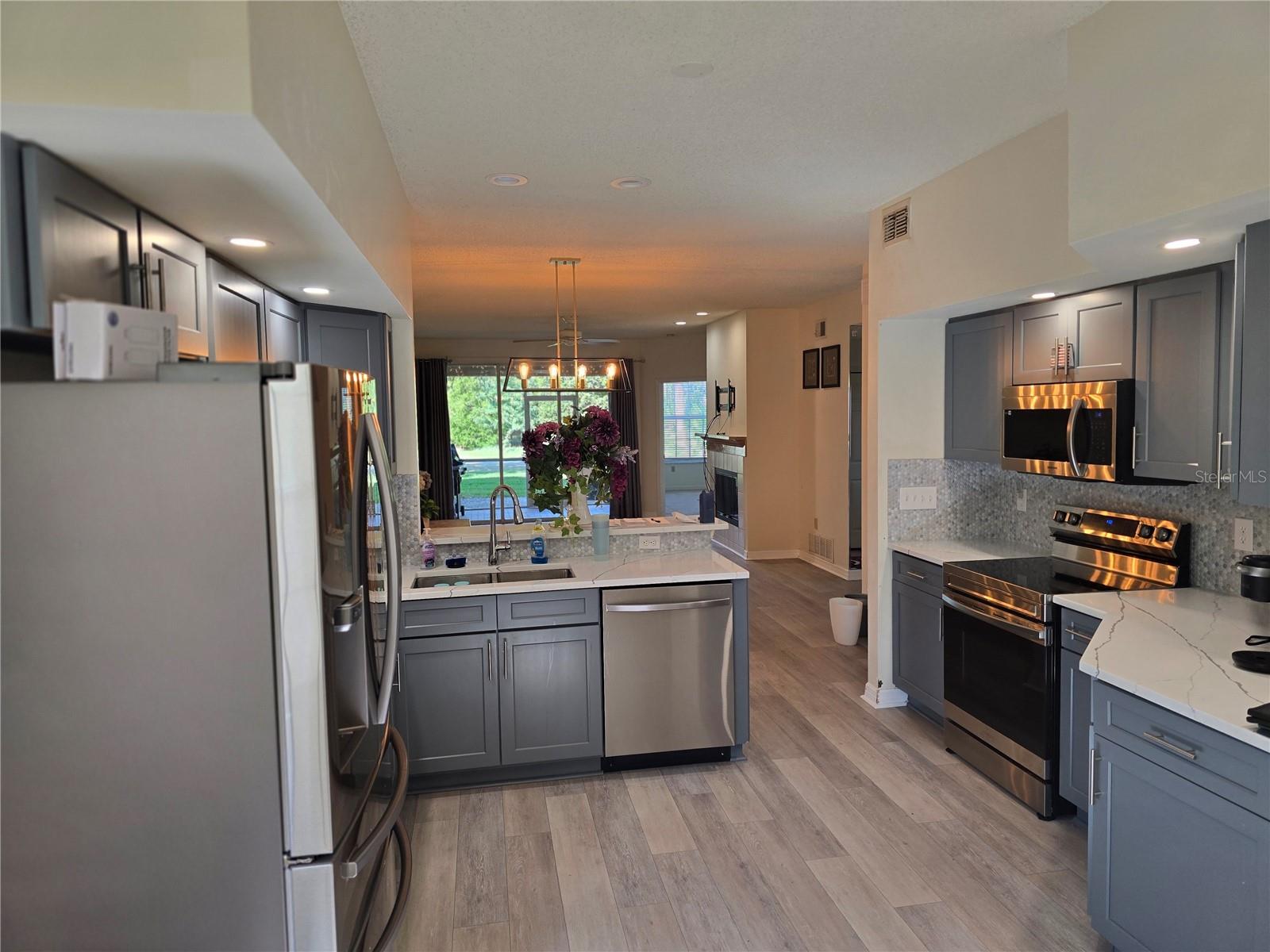 1294 CLAYS TRL #1294, OLDSMAR, FL, 34677