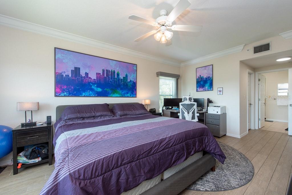 1695 PINELLAS BAYWAY S #E4, TIERRA VERDE, FL, 33715