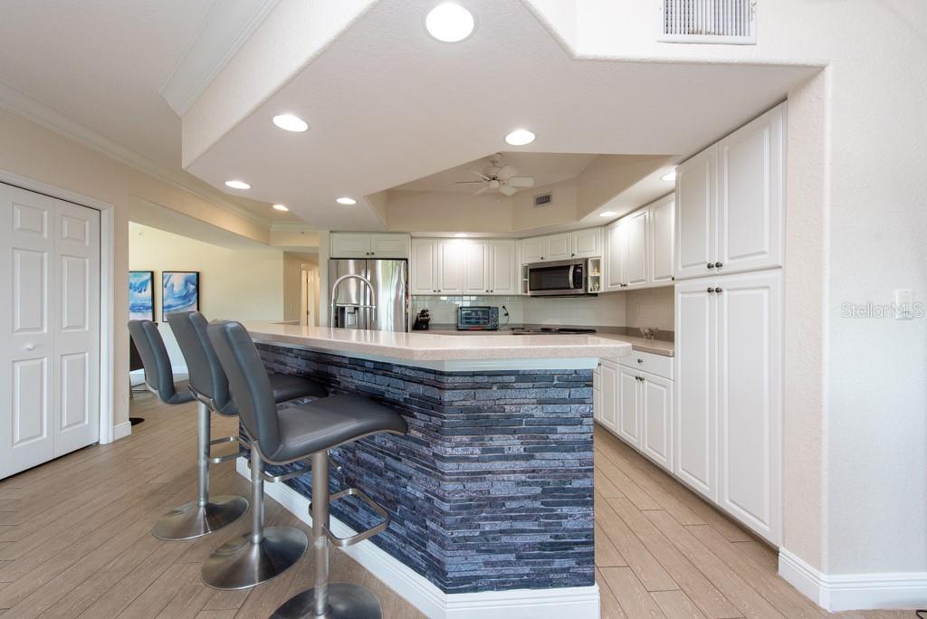 1695 PINELLAS BAYWAY S #E4, TIERRA VERDE, FL, 33715