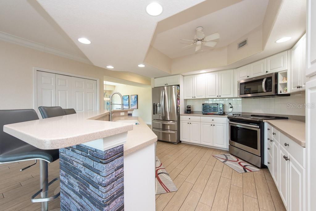 1695 PINELLAS BAYWAY S #E4, TIERRA VERDE, FL, 33715