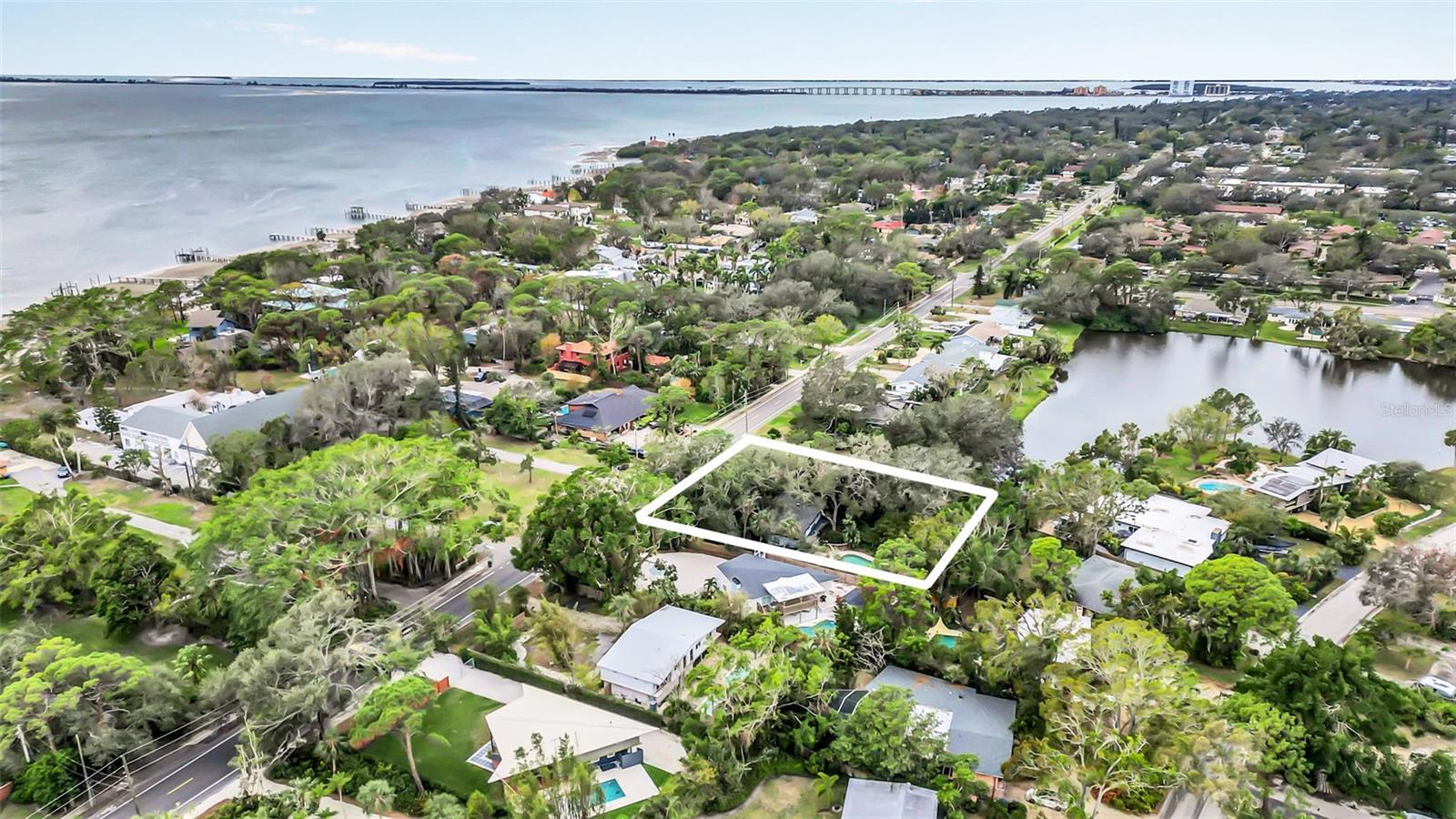 751 PINELLAS POINT DR S, ST PETERSBURG, FL, 33705