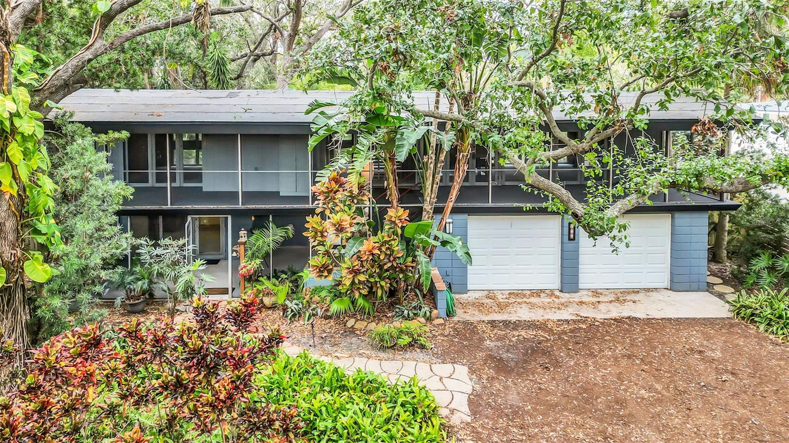 751 PINELLAS POINT DR S, ST PETERSBURG, FL, 33705