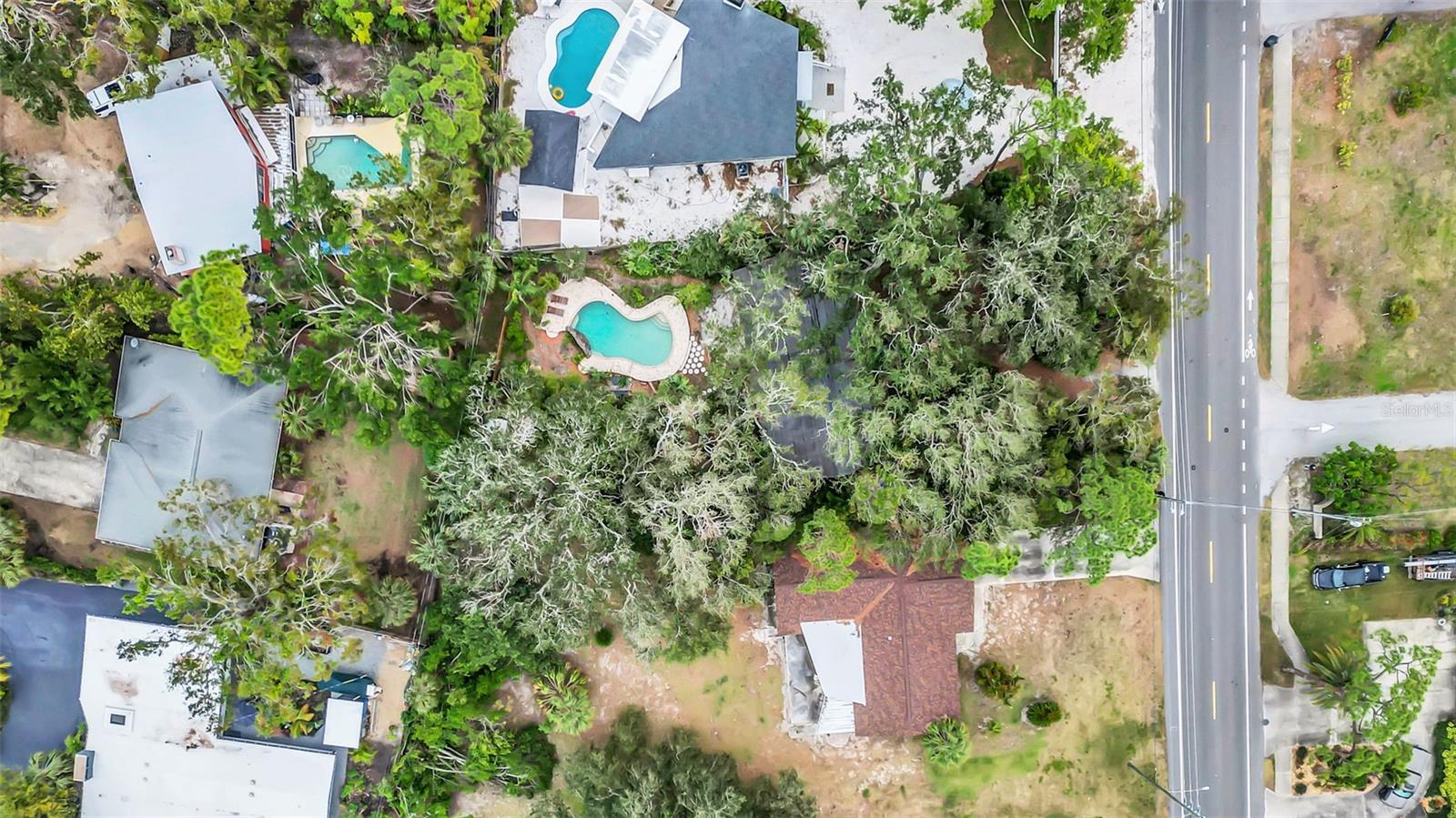 751 PINELLAS POINT DR S, ST PETERSBURG, FL, 33705