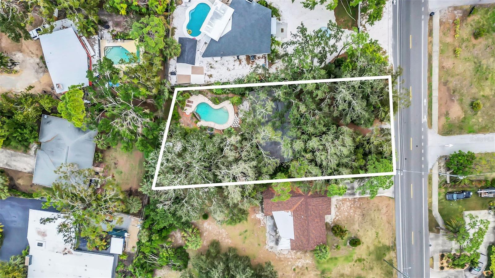 751 PINELLAS POINT DR S, ST PETERSBURG, FL, 33705