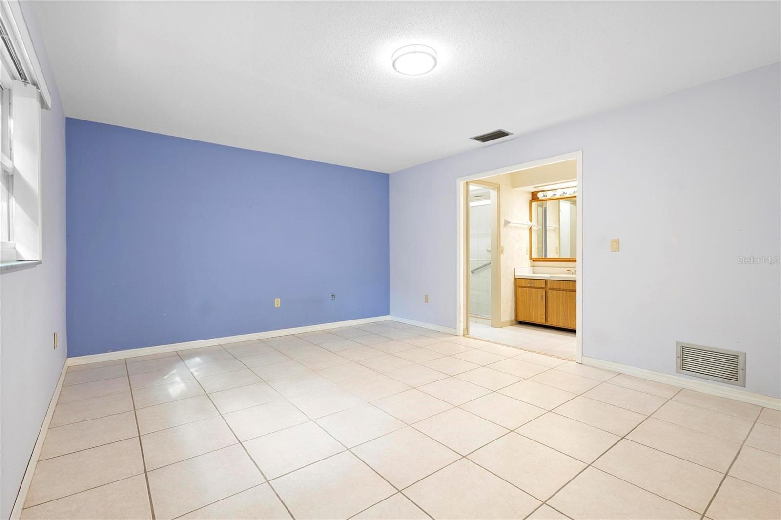 847 LAKE CHARM DR, OVIEDO, FL, 32765