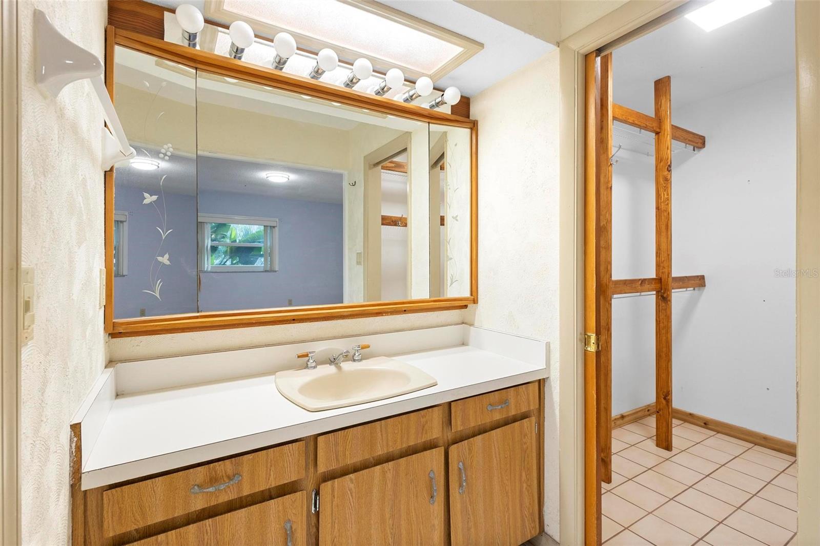 847 LAKE CHARM DR, OVIEDO, FL, 32765