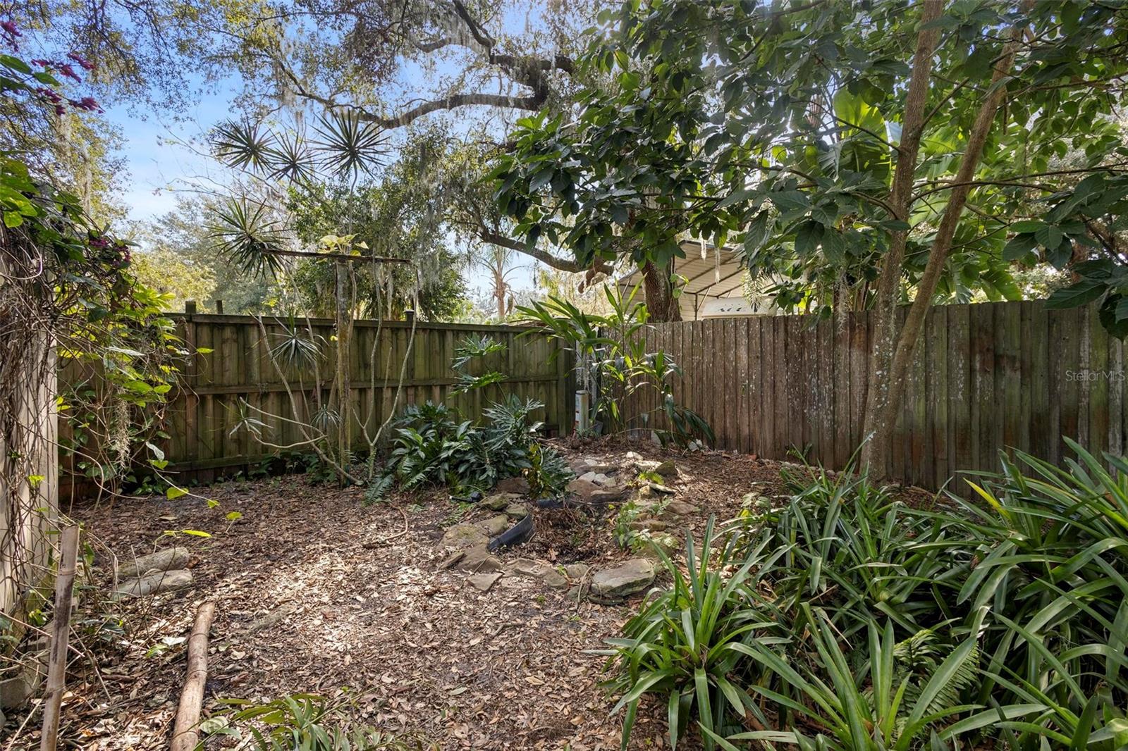 847 LAKE CHARM DR, OVIEDO, FL, 32765