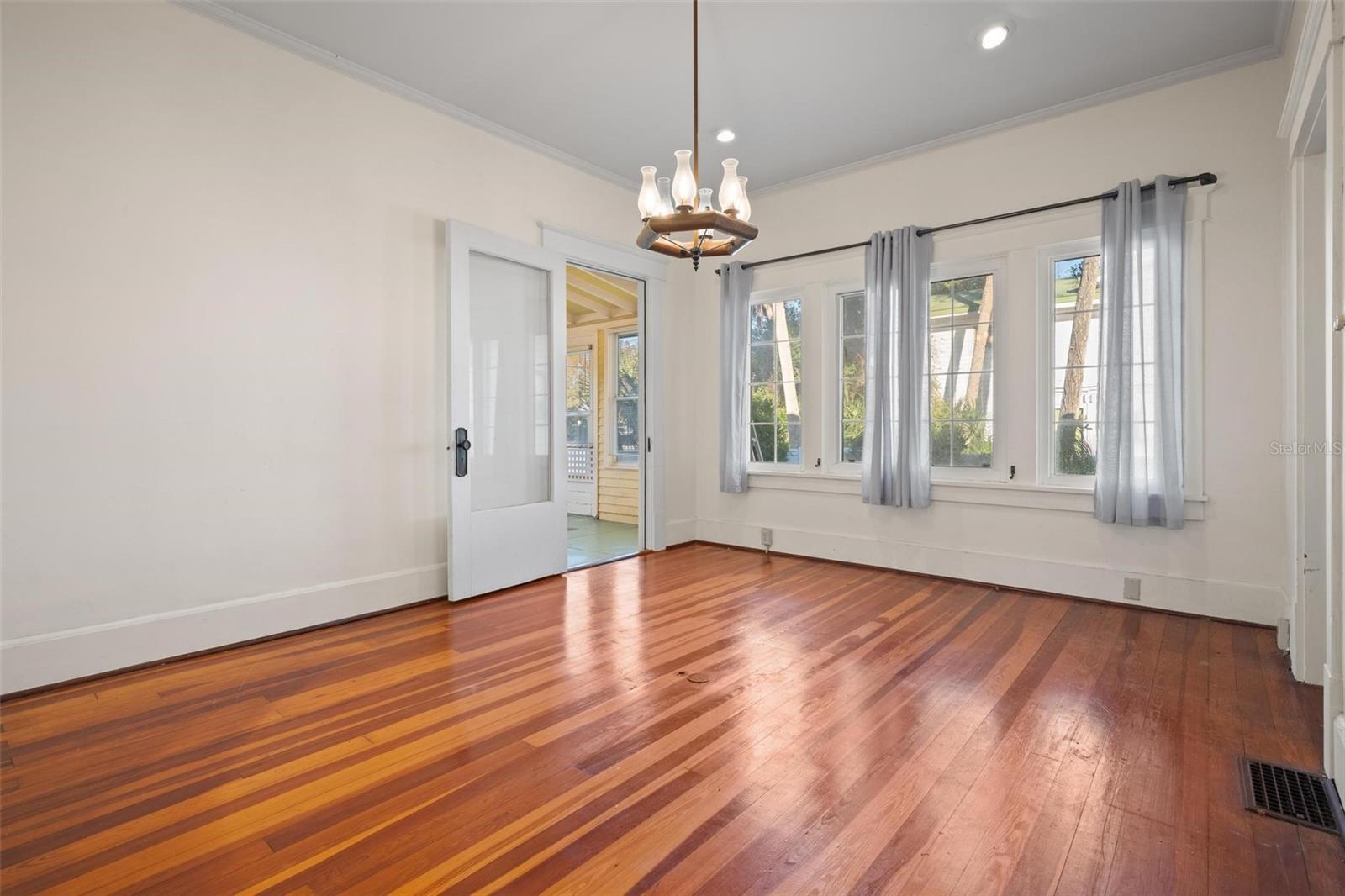 106 BANANA ST, TARPON SPRINGS, FL, 34689