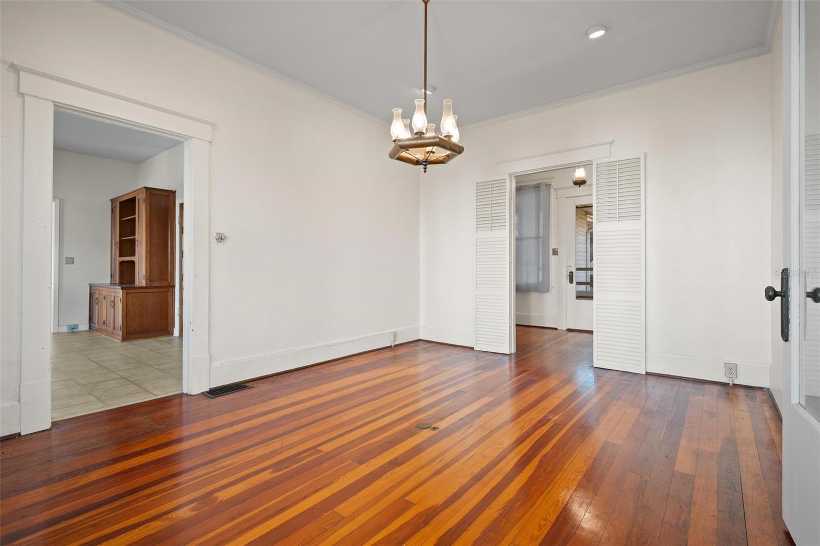 106 BANANA ST, TARPON SPRINGS, FL, 34689