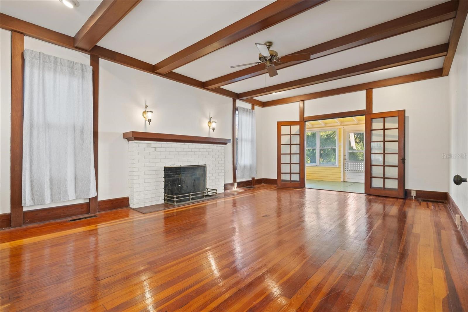 106 BANANA ST, TARPON SPRINGS, FL, 34689