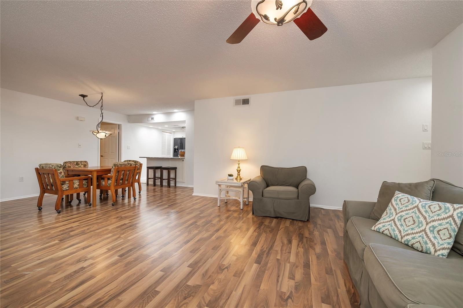 2307 LENNOX RD E #2307, PALM HARBOR, FL, 34683