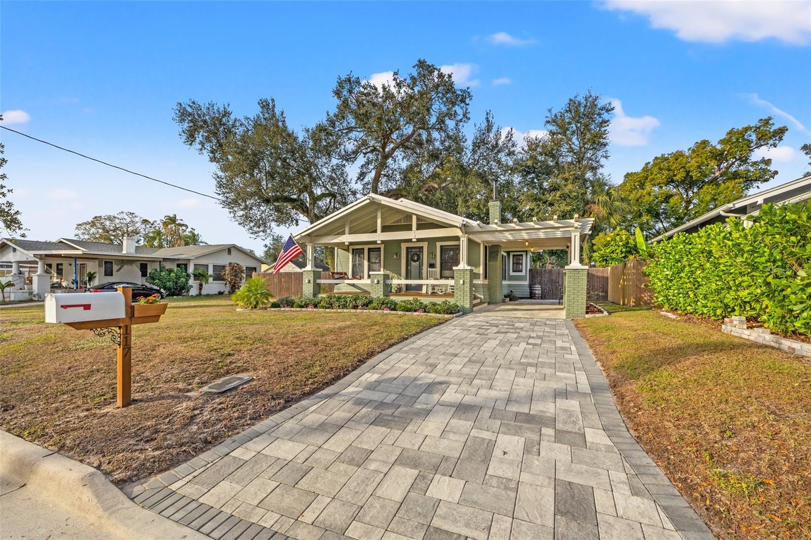 117 W FERN ST, TAMPA, FL, 33604