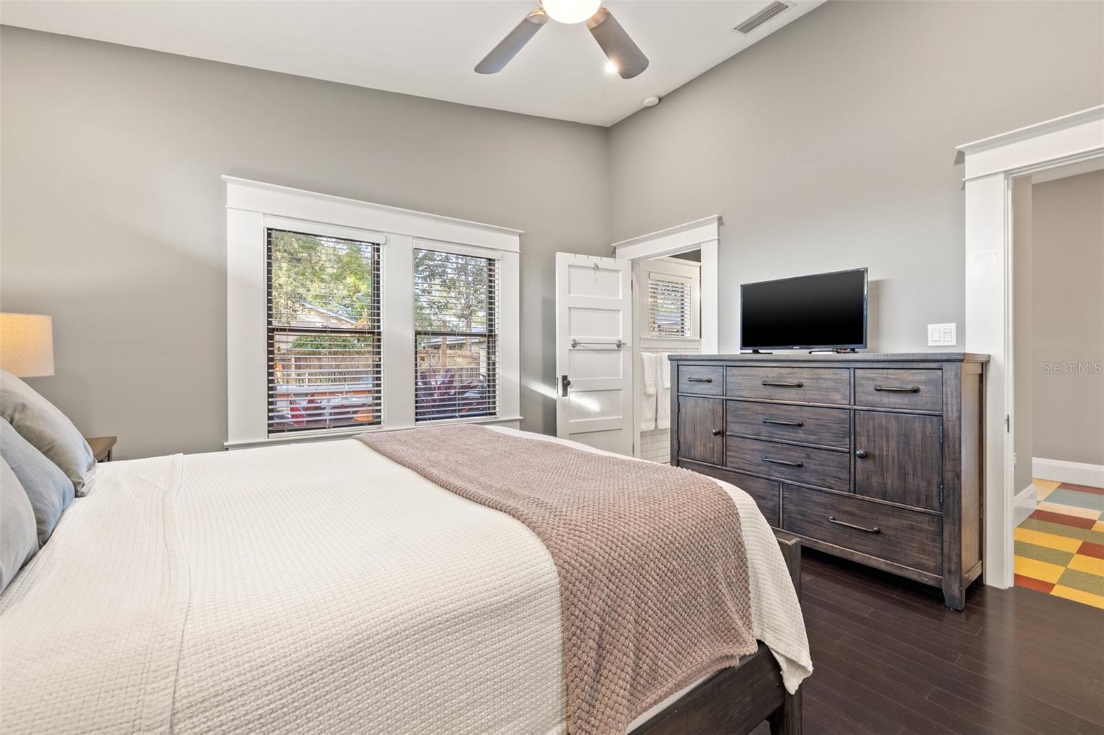 117 W FERN ST, TAMPA, FL, 33604