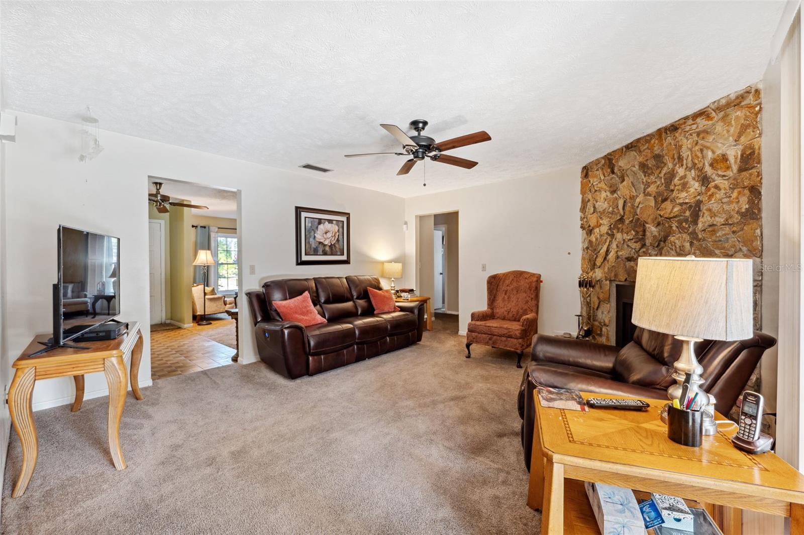 905 W RIVER DR, TEMPLE TERRACE, FL, 33617