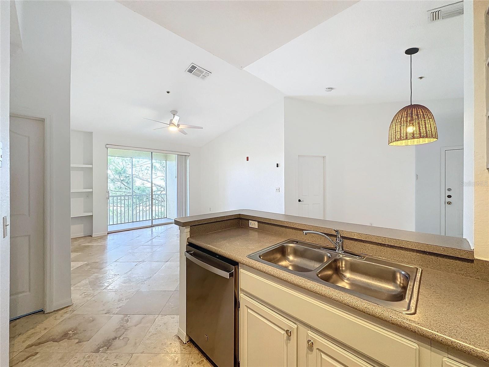 8803 DUNES CT #306, KISSIMMEE, FL, 34747