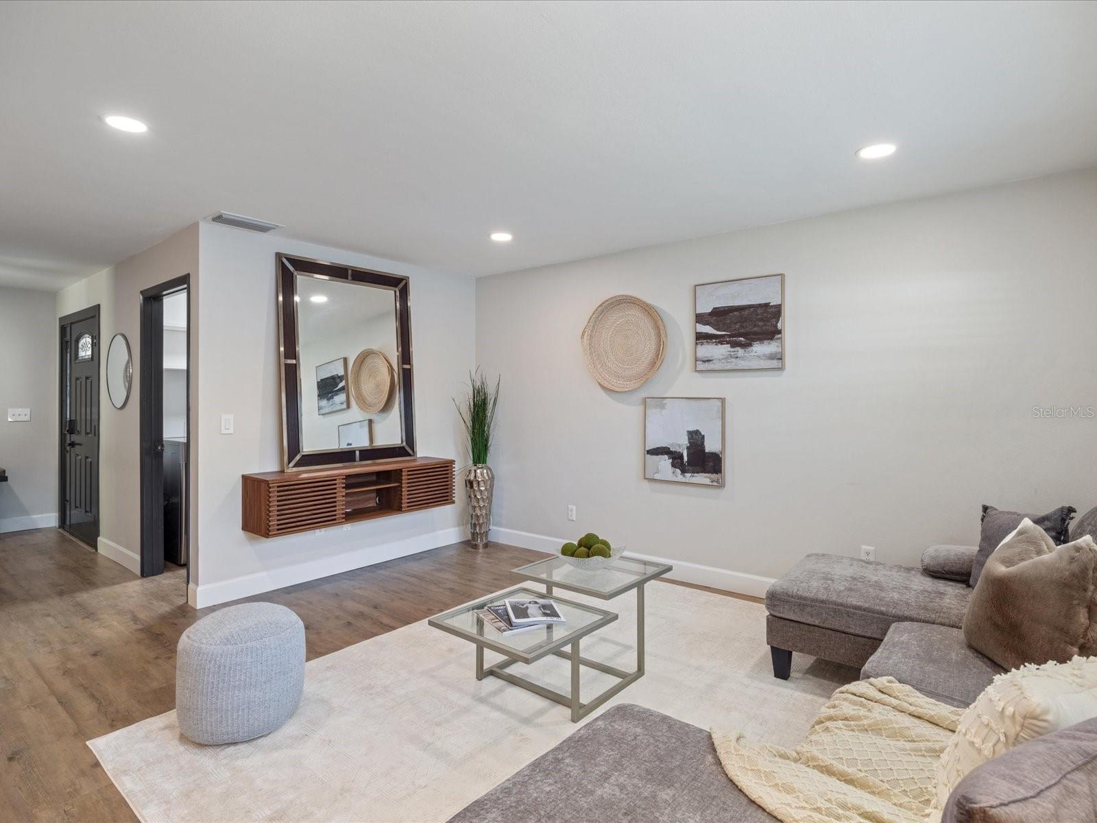 2842 LONG VIEW DR, CLEARWATER, FL, 33761