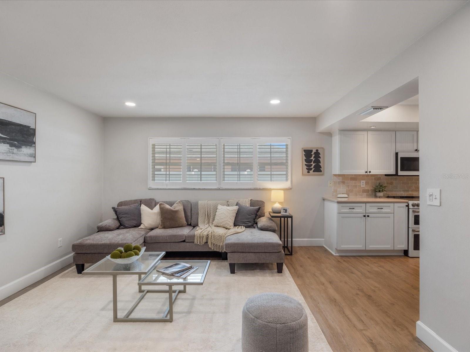 2842 LONG VIEW DR, CLEARWATER, FL, 33761