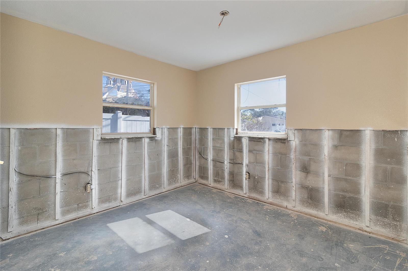 510 91ST AVE N, ST PETERSBURG, FL, 33702