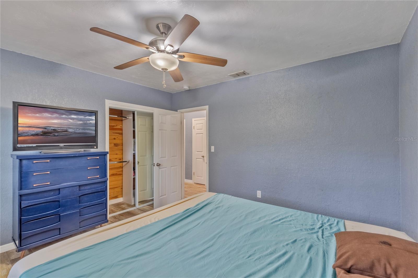 11927 RIVERHILLS DR, TEMPLE TERRACE, FL, 33617