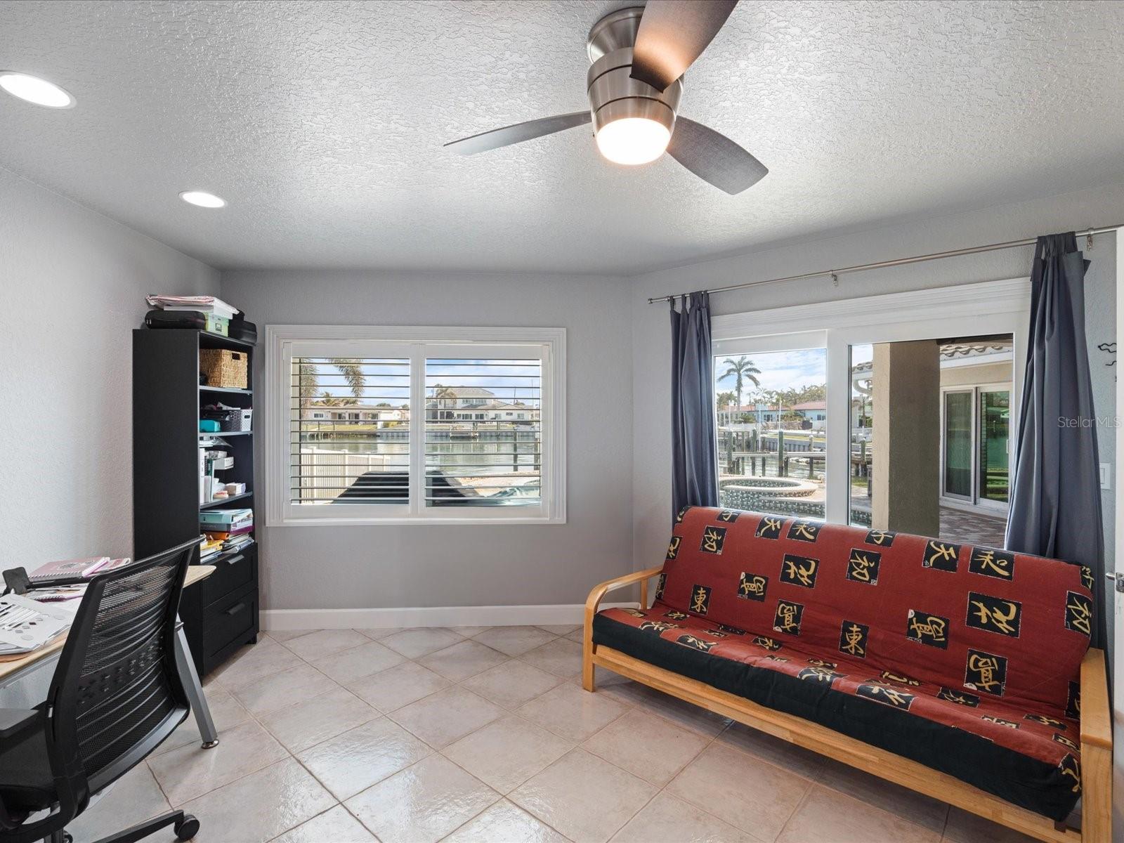725 CAPRI BLVD, TREASURE ISLAND, FL, 33706
