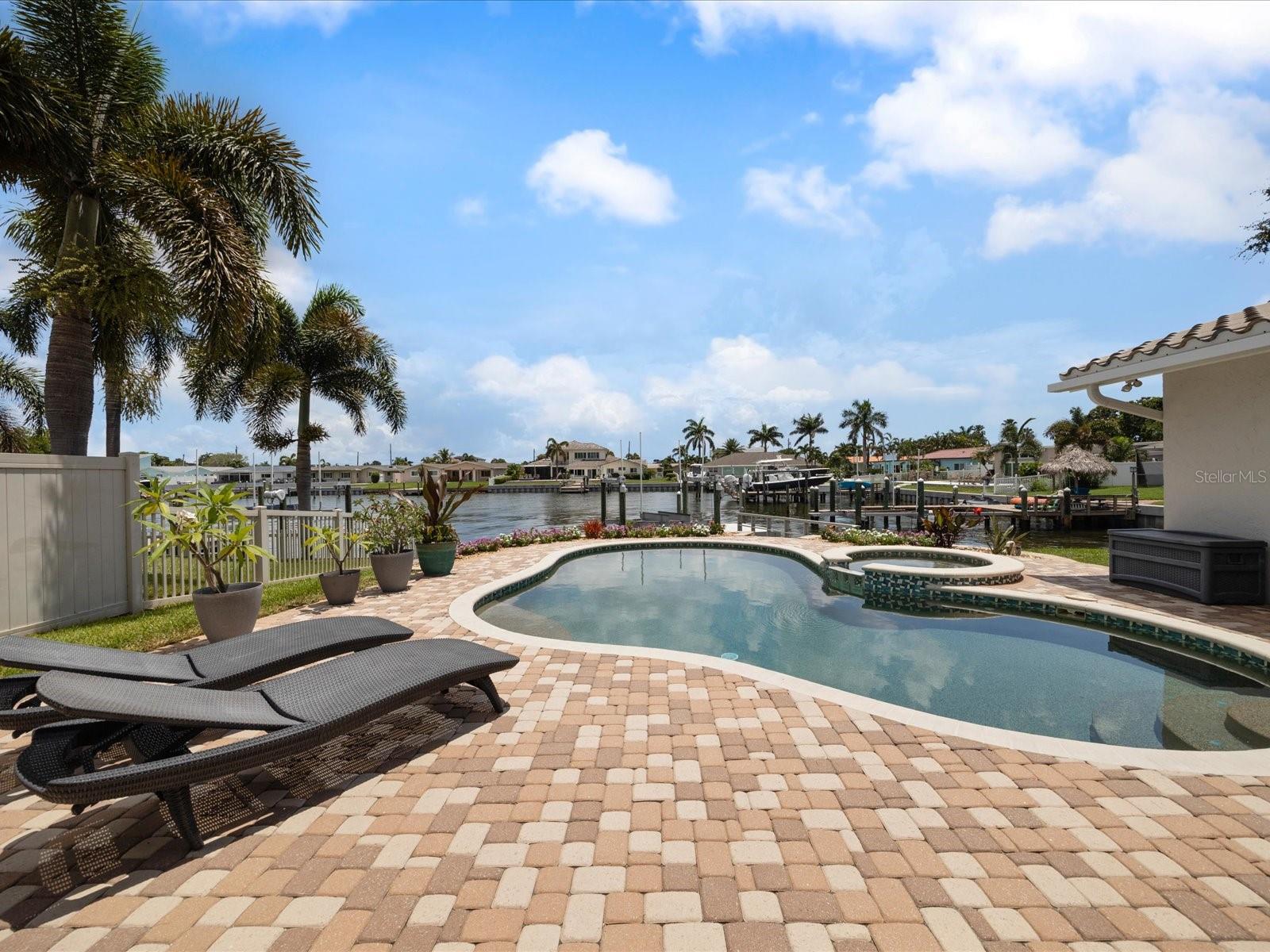 725 CAPRI BLVD, TREASURE ISLAND, FL, 33706