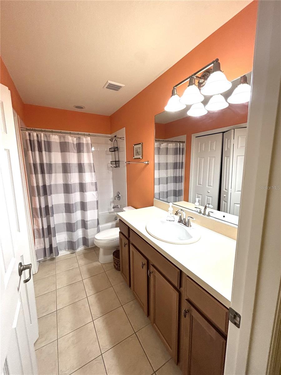 3825 45TH TER W #104, BRADENTON, FL, 34210
