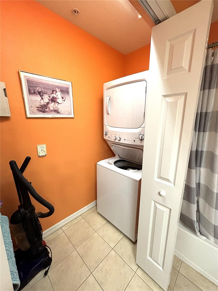 3825 45TH TER W #104, BRADENTON, FL, 34210