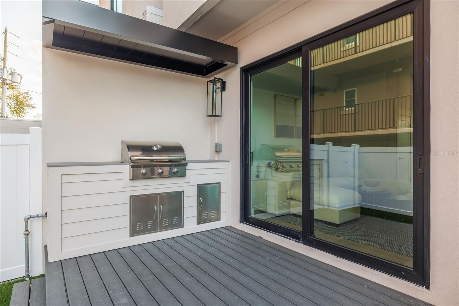 233 8TH ST N, ST PETERSBURG, FL, 33701