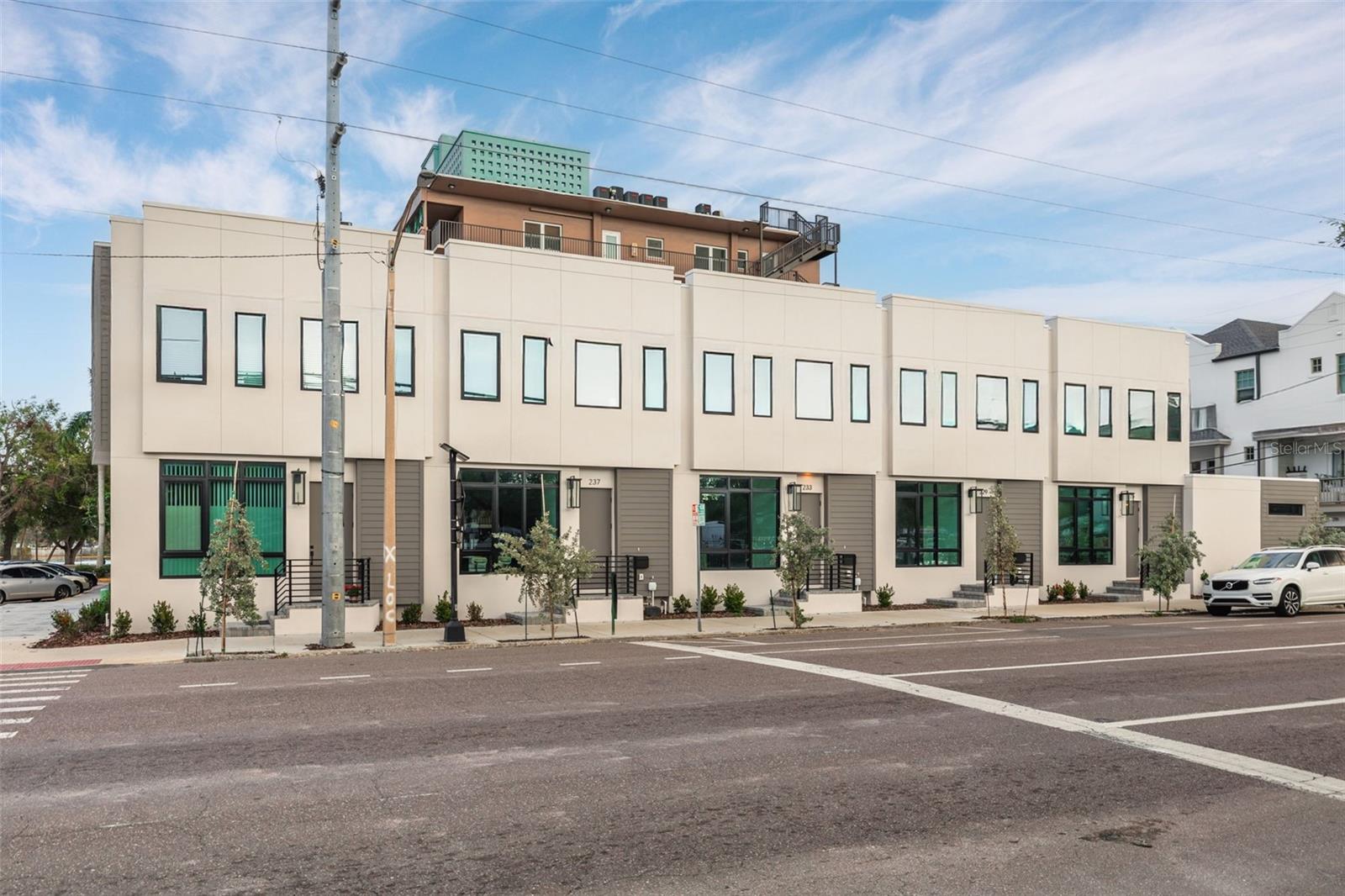 233 8TH ST N, ST PETERSBURG, FL, 33701