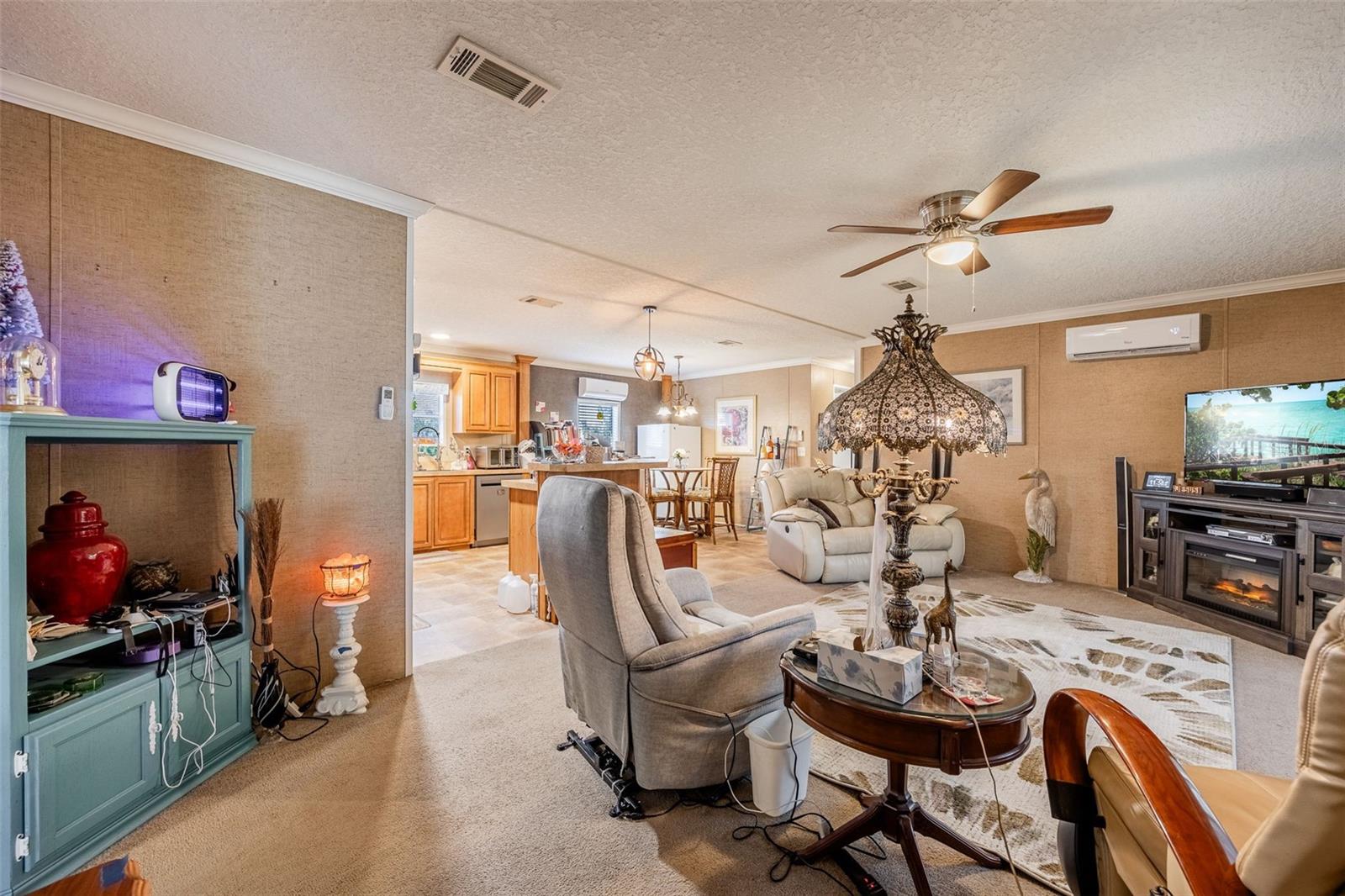 16085 BEGONIA DR, PUNTA GORDA, FL, 33955