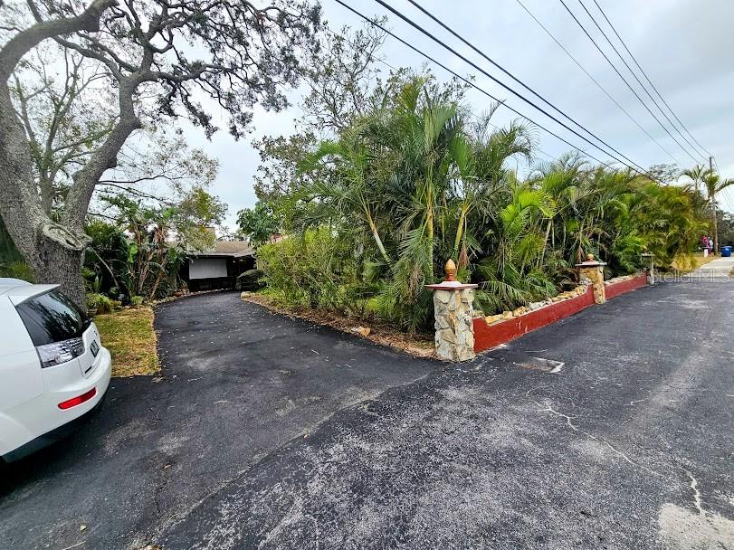 11046 54TH AVE N, ST PETERSBURG, FL, 33708