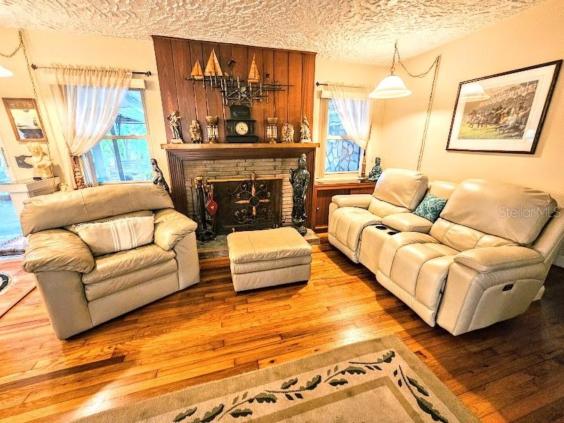 11046 54TH AVE N, ST PETERSBURG, FL, 33708