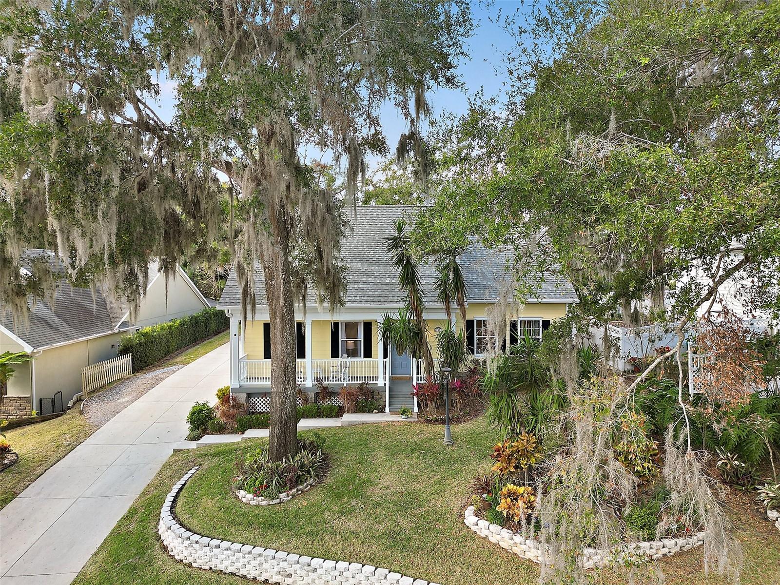 163 N CLAYTON ST, MOUNT DORA, FL, 32757