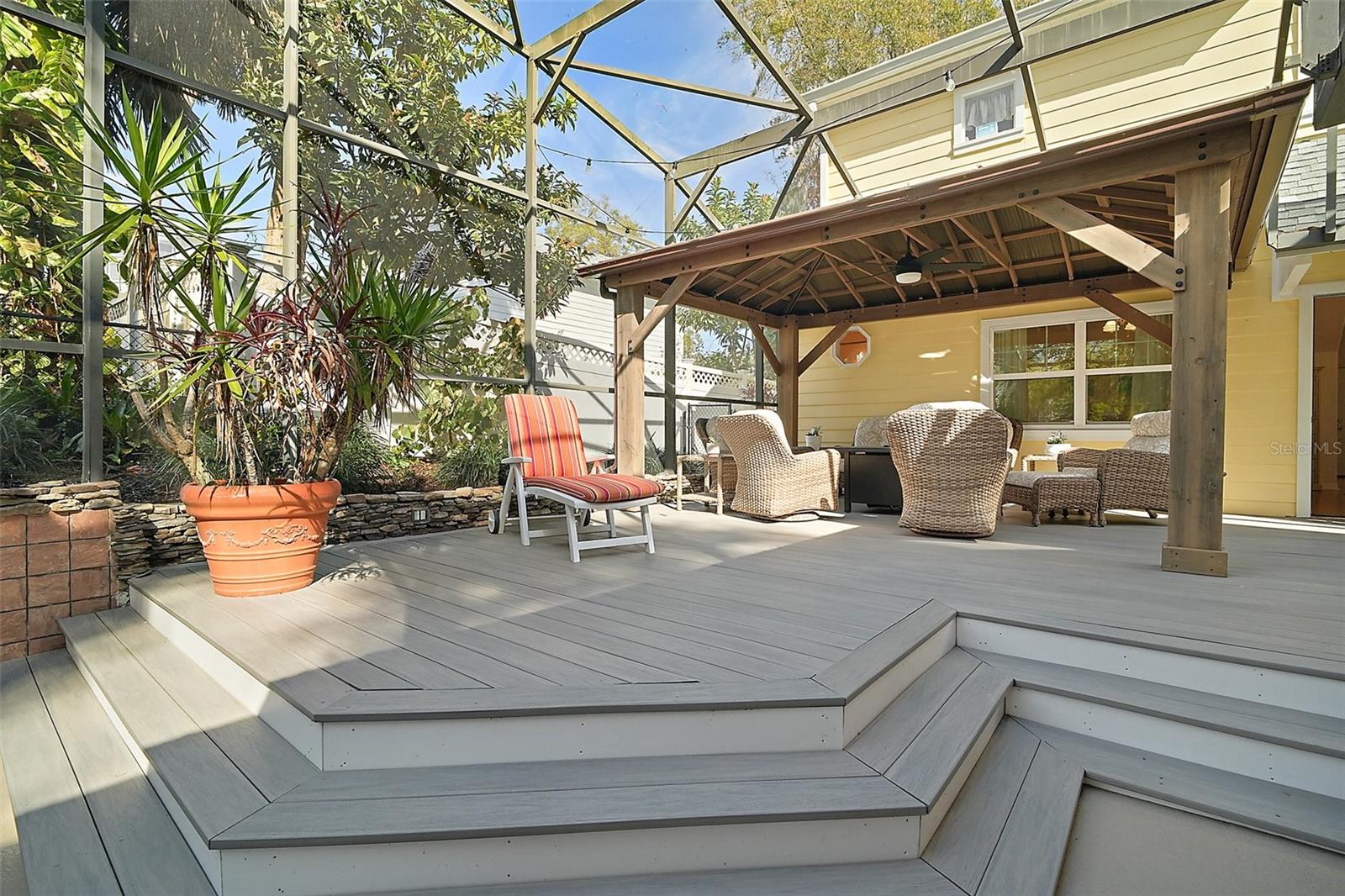 163 N CLAYTON ST, MOUNT DORA, FL, 32757