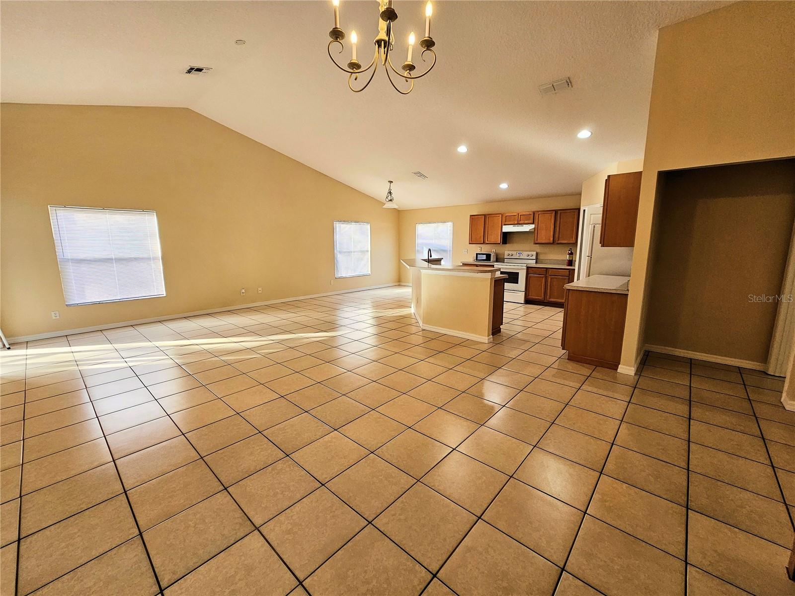 2078 NEWTOWN RD, GROVELAND, FL, 34736