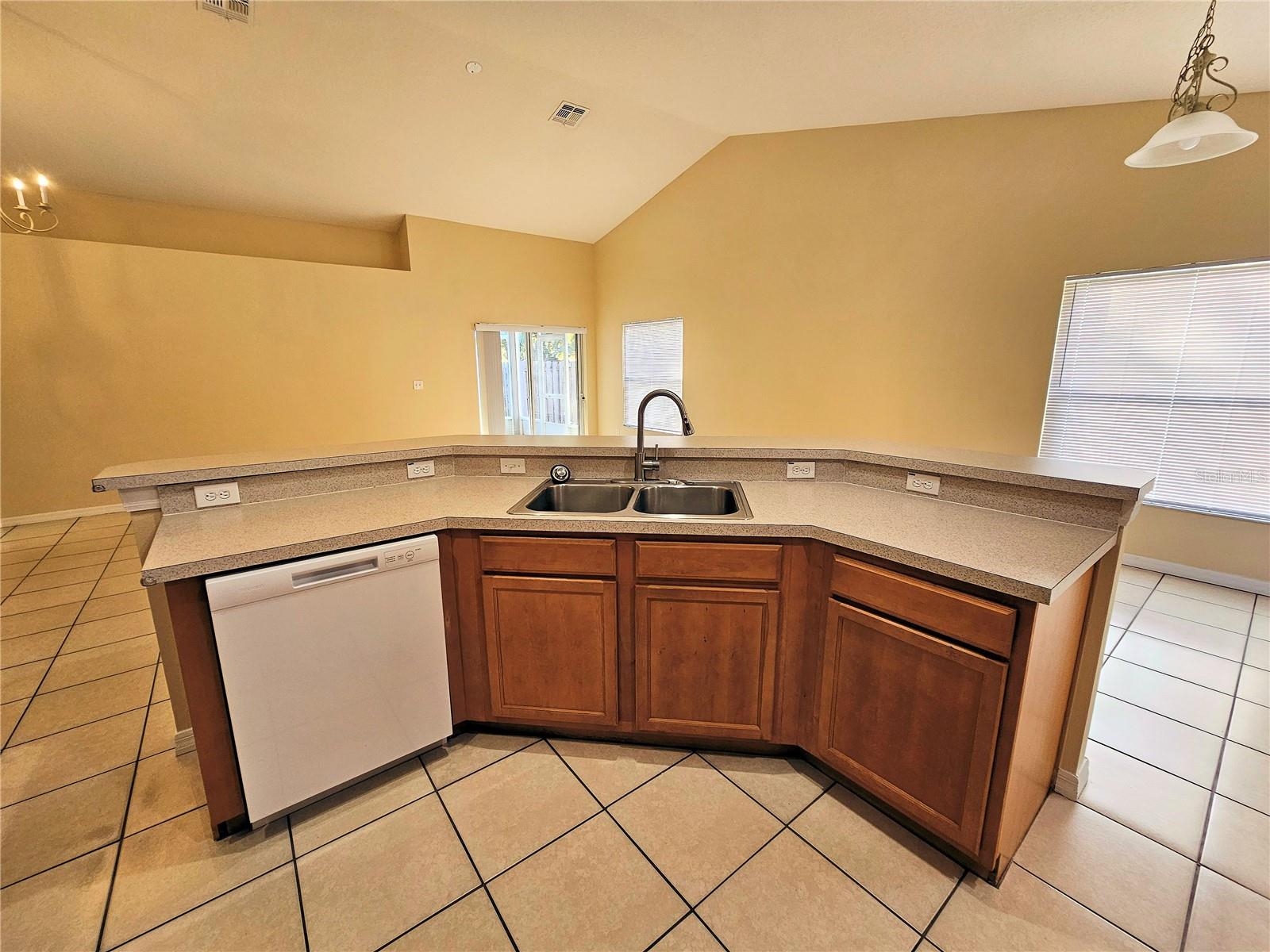 2078 NEWTOWN RD, GROVELAND, FL, 34736