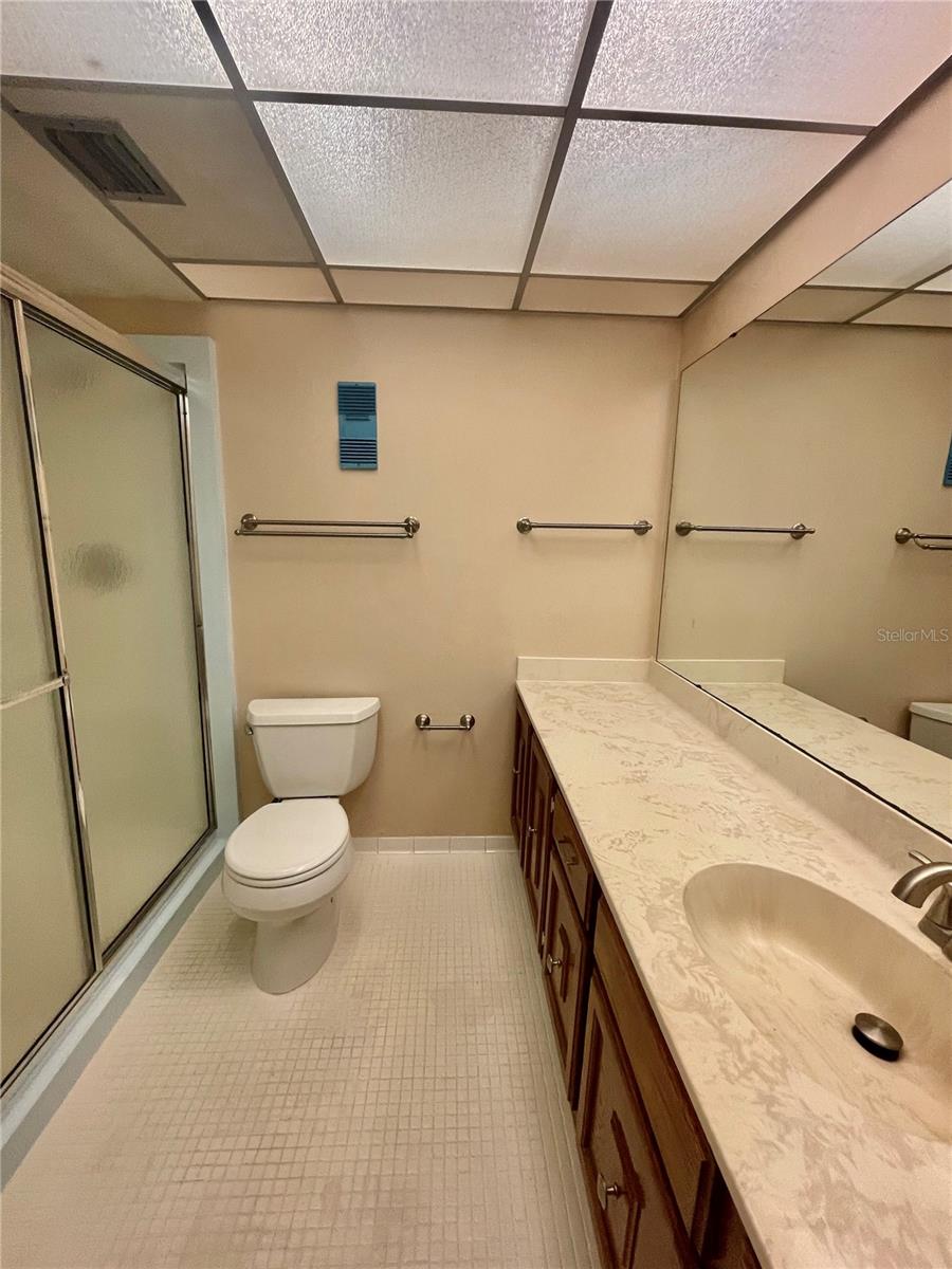 1404 OAK PL #J, APOPKA, FL, 32712