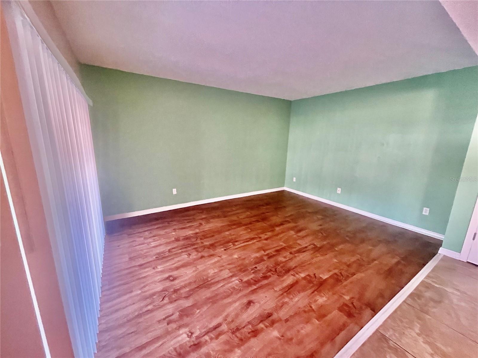 1404 OAK PL #J, APOPKA, FL, 32712