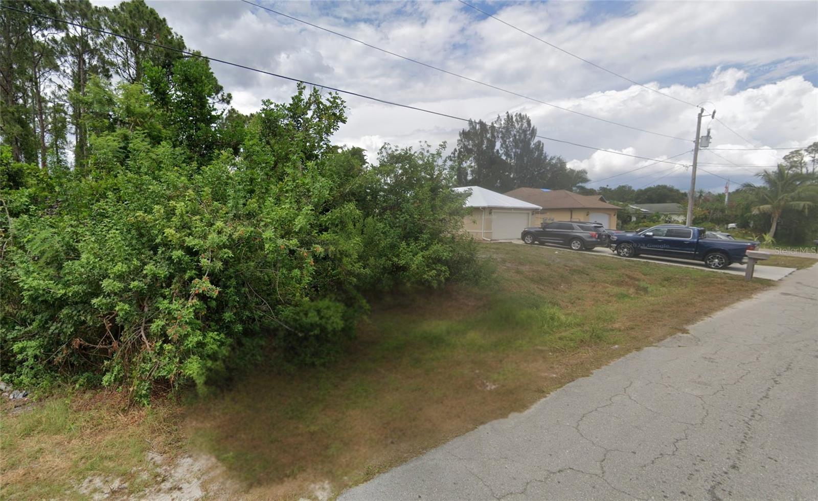 3216 17TH ST W, LEHIGH ACRES, FL, 33971