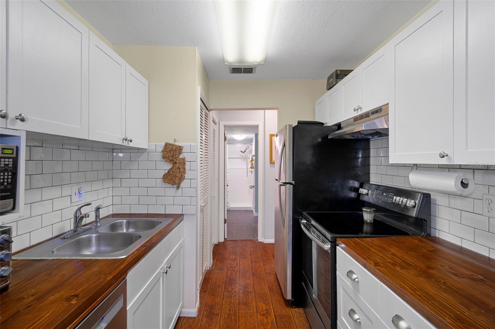 314 MOORINGS COVE DR, TARPON SPRINGS, FL, 34689