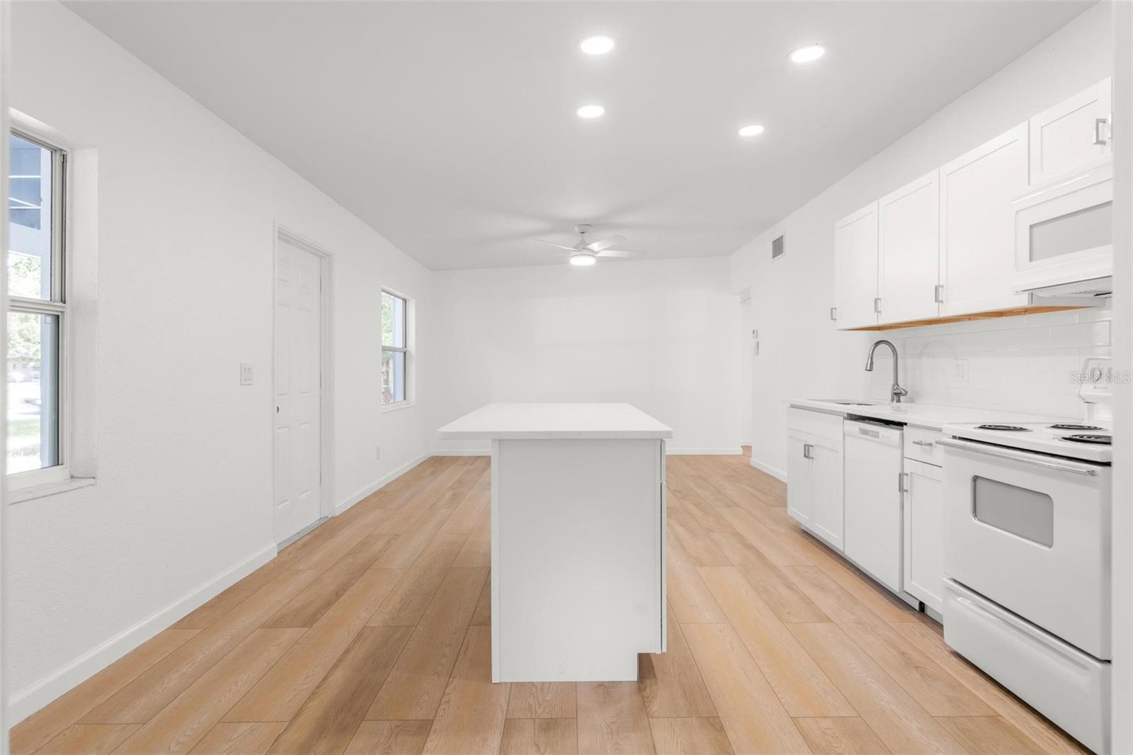 120 ANDERSON CIR, SANFORD, FL, 32771