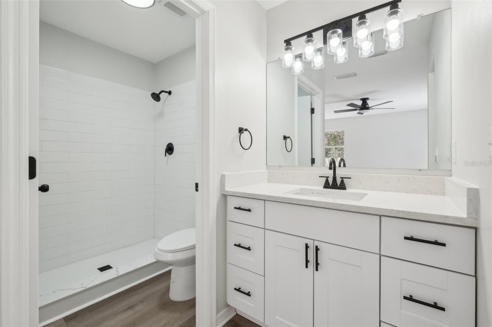 1055 9TH SQ, VERO BEACH, FL, 32960